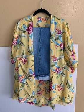 Beautiful floral print Kimono & Jean Bundle!